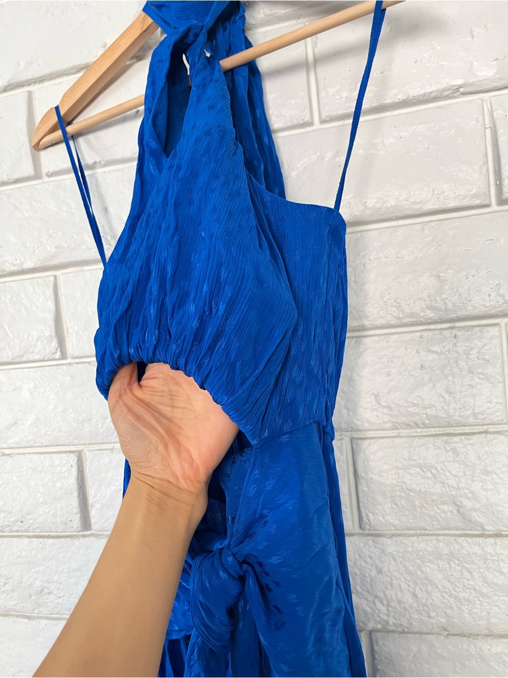 NWT & Other Stories Halter Cut Out Midi Dress Women’s Vibrant Royal Blue Sz 4 - Picture 5 of 9